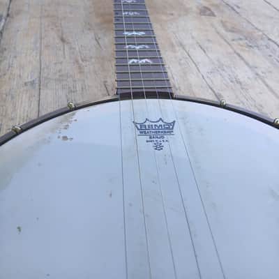 Long neck banjo - E tuned - vintage body and lovely carved neck Unbranded 70's maybe - Brass image 12