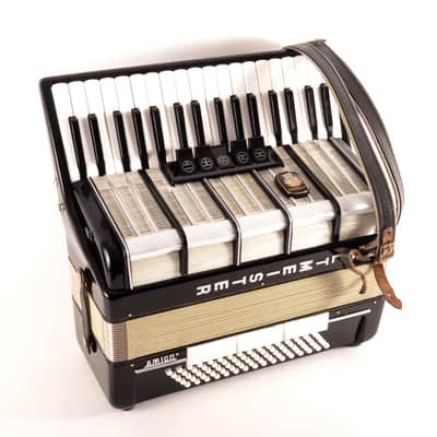 Immagine Top German Made Accordion Weltmeister Amigo 80 bass,8 sw.+Original Case+Straps~Akkordeon~Fisarmonica - 3