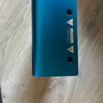 Strymon Zuma 9-Output High Current DC Power Supply 2016 - Present - Blue image 4