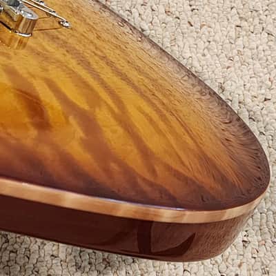 Carvin CT6 Beautiful Quilt Honey Burst image 19
