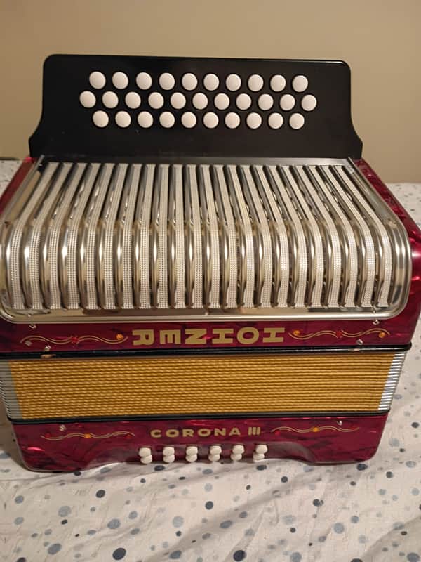 Hohner Corona III