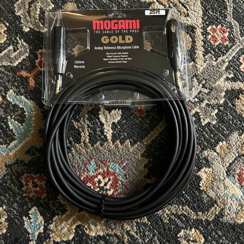 Mogami Gold Studio-25 XLR Male to XLR Female - 25'