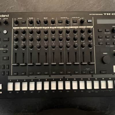 Roland TR-8S AIRA Rhythm Performer with Sample Playback 2018 - Present - Black image 5