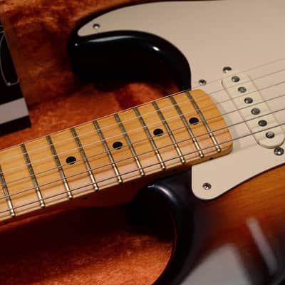 Fender American Vintage '57 Stratocaster 2000 - 2012 - 2-Color Sunburst image 5