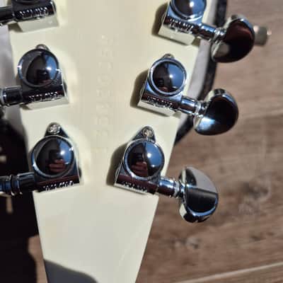 Gibson Flying V Snow falcon 2013 - Limited 500 image 11