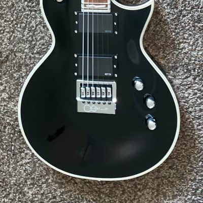 ESP LTD deluxe Ec 1000 et Evertune with Ebony Fretboard electric guitar made in Korea image 1