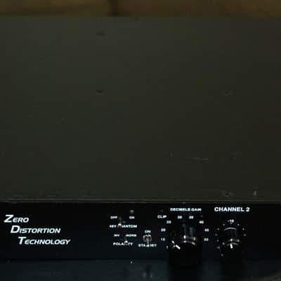 Earthworks 1022 ZDT Series 2-Channel Zero Distortion Microphone Preamp image 1