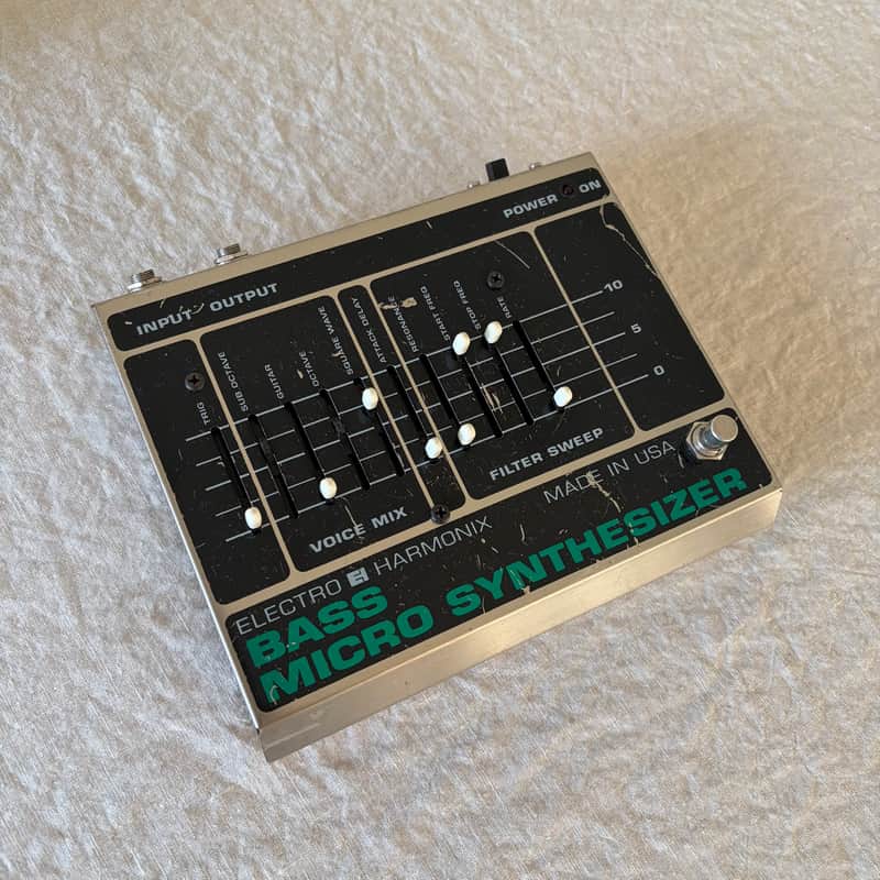 Electro-Harmonix Bass Micro Synthesizer