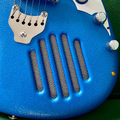 Electrophonic Model one Guitarmadillo - Blue image 8