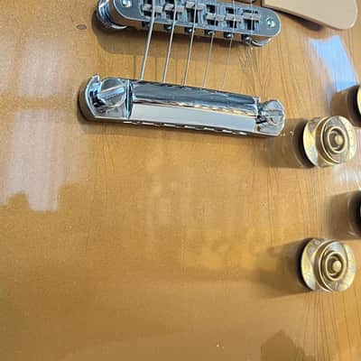 Gibson Les Paul Deluxe 2011 - Gold Top image 4