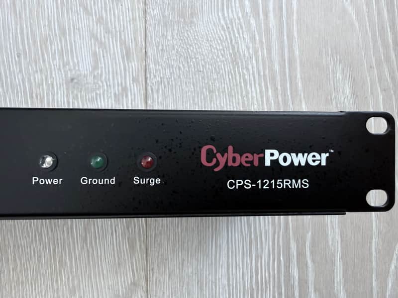 CyberPower CPS1215RMS Surge Protector & Power Strip Bild 1