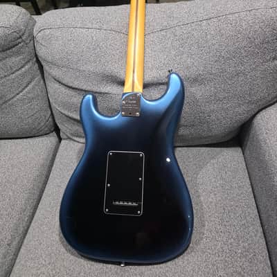 Fender American Professional II Stratocaster with Rosewood Fretboard 2020 - Present - Dark Night image 2