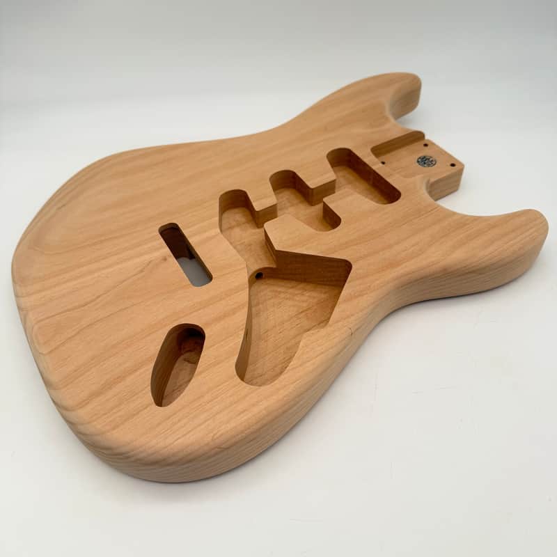 HooDoo Stratocaster Body Alder 2-Piece Unfinished Light hsb6463 image 1