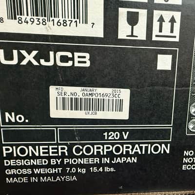 Mint condition Pioneer CDJ 2000 Nexus - Black image 2