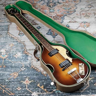 1965 Hofner 500/1 Violin Bass Sunburst image 3