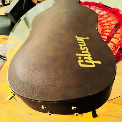 Gibson J-45 Studio Walnut 2025 - Present - Gloss Natural image 11