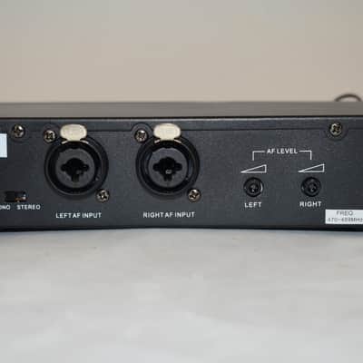 CAD StageSelectIEM UHF In Ear Monitor Wireless System image 6