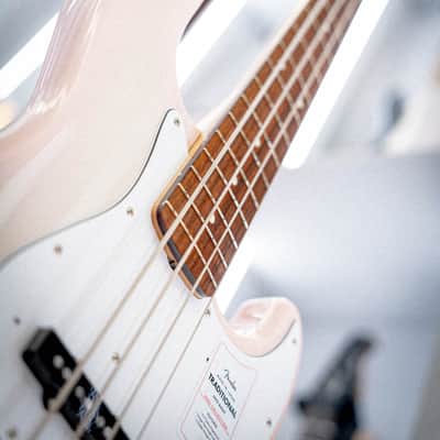 Fender Japan 2025 Collection Traditional 60 Jazz Bass Rw Stardust Pink image 4