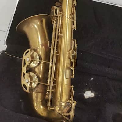 Revelle Alto saxophone. Italy? Brass Lacquer with case neck mouthpiece image 3