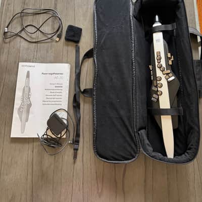 Roland AE-20 Aerophone Digital Wind Instrument 2022 - Present - Black / Silver image 5