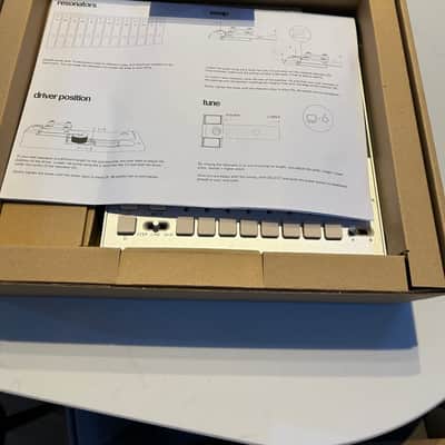 Korg phase8 w/ Limited Edition Resonators image 5