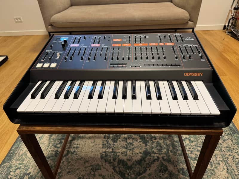Behringer Odyssey 2019 - Present - Black Bild 1