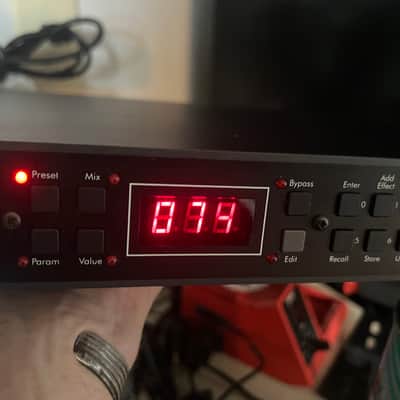 Applied Research & Technology DR-X 2100 multi effects rack unit w/ rack mount bolts/washers image 9