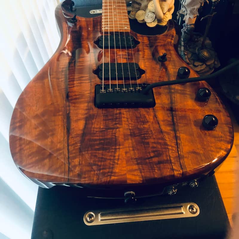 Ernie Ball Music Man John Petrucci Signature JP15 Figured Top 2020 - Island Burst Koa