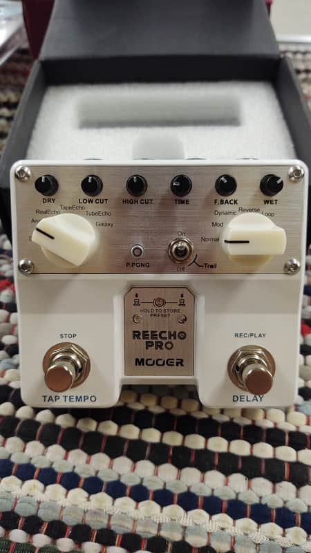 Mooer Reecho Pro New White image 1