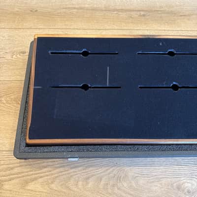 Creation Music Company Heritage Series 32x12 Pedalboard with Hard Black Tweed Case image 5