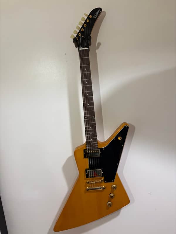 Epiphone Inspired by Gibson ‘58 Korina Explorer 2024 - natural with black pickguard image 1