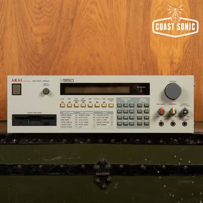 1988 Akai S950 MIDI Digital Sampler