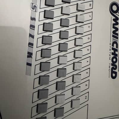 Suzuki OM-84 Omnichord 1984 - Ivory image 3