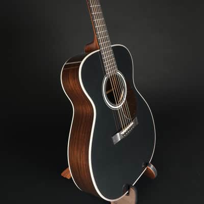 Huss and Dalton TOM-R (DEMO MODEL) - Sitka Spruce & Indian Rosewood image 6