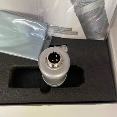 MXL V250 Condenser Microphone image 5
