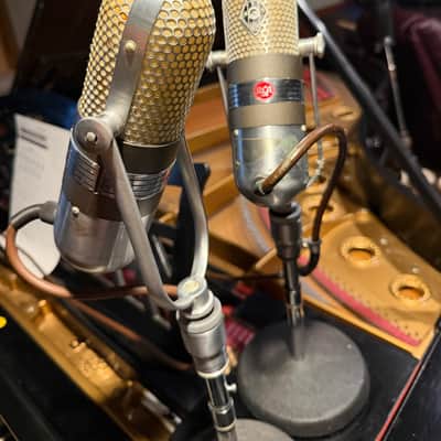 RCA 77-DX Ribbon Microphone Pair 1960s - Silver / Red Badge image 2