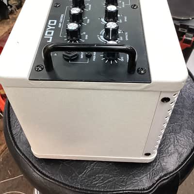 Joyo DC-15B Rechargeable Bass Combo Amp with Effects and Bluetooth image 5