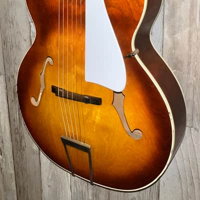 1962 Silvertone H-612  Sunburst, Built in the USA by Kay, Includes Hard Shell Case. Plays Great Ships Fast ! image 5