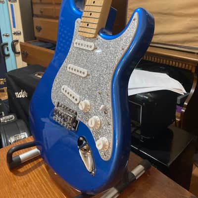 Stratocaster Strat ST, P/C Metallic Blue Alnico 5 image 2