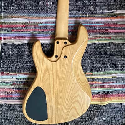 Fodera NYC Empire 2009 - 5 strings image 10