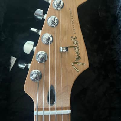 Fender Fender Parallel Universe II Stratocaster Jazzmaster 2020 - Transparent Seafoam Green image 11