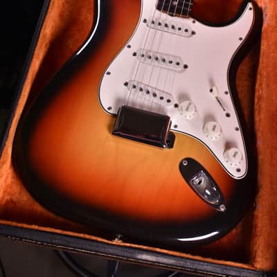 Fender Stratocaster 1965 - Sunburst image 18