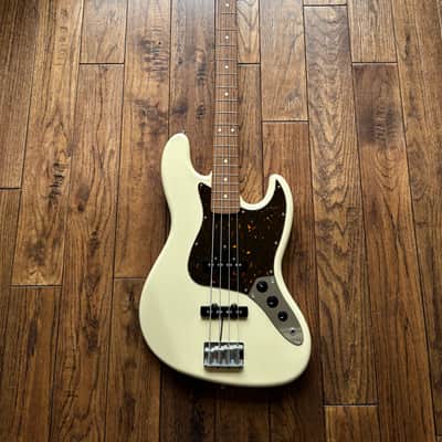 2007 Fender JB-62 Jazz Bass 1962 Reissue Vintage White MIJ Japan image 2