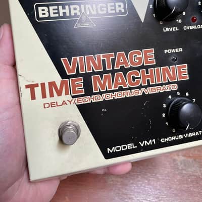 Behringer VM1 Vintage Time Machine Delay / Vibrato image 2