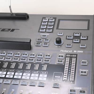Roland M-200i 32-Channel Live Digital V-Mixer Console (NO POWER SUPPLY) CG01B7Q image 2