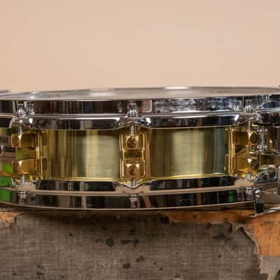 Yamaha 3.5x14 SD493 Brass Piccolo Snare Drum image 3
