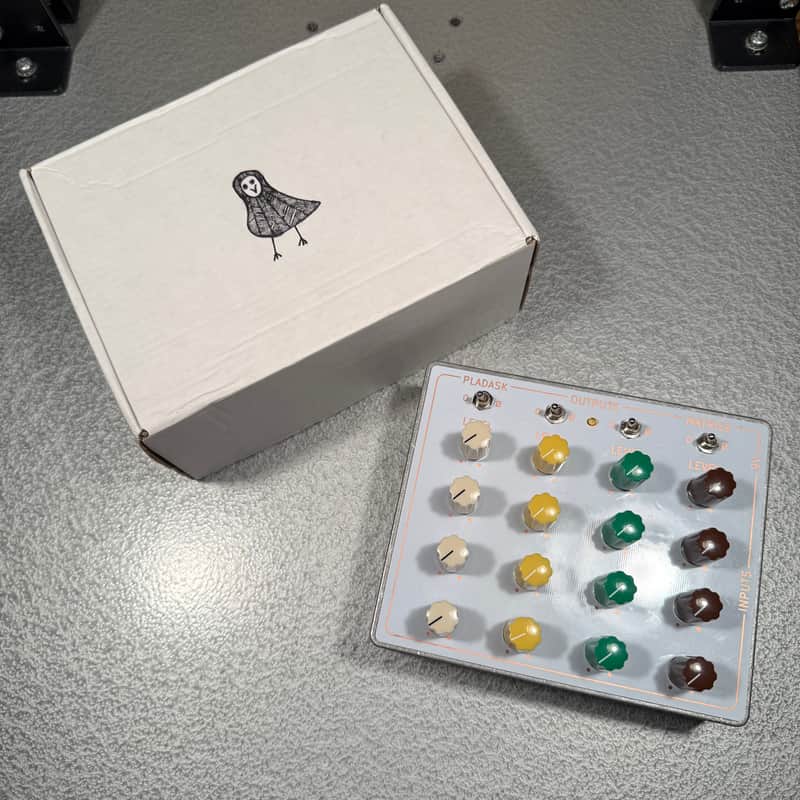 Pladask Elektrisk Matrise V3 2020 - Present - White image 1
