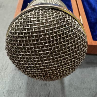 MXL 4000 Large Diaphragm Condenser Microphone – Blue – w/ Wooden Case image 8