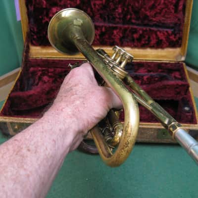 King Liberty Trumpet Bb/A 1945 - Reconditioned - Original Case & King M18 MP image 14
