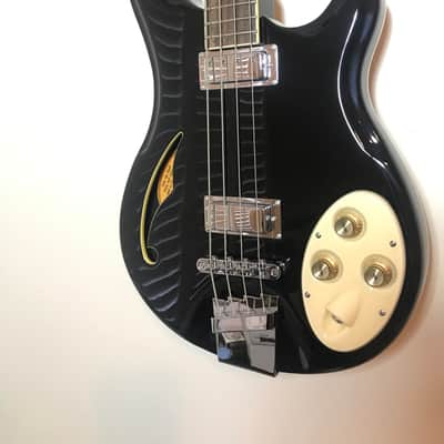 Italia Rimini 4-String Electric Bass Guitar (Black) image 2